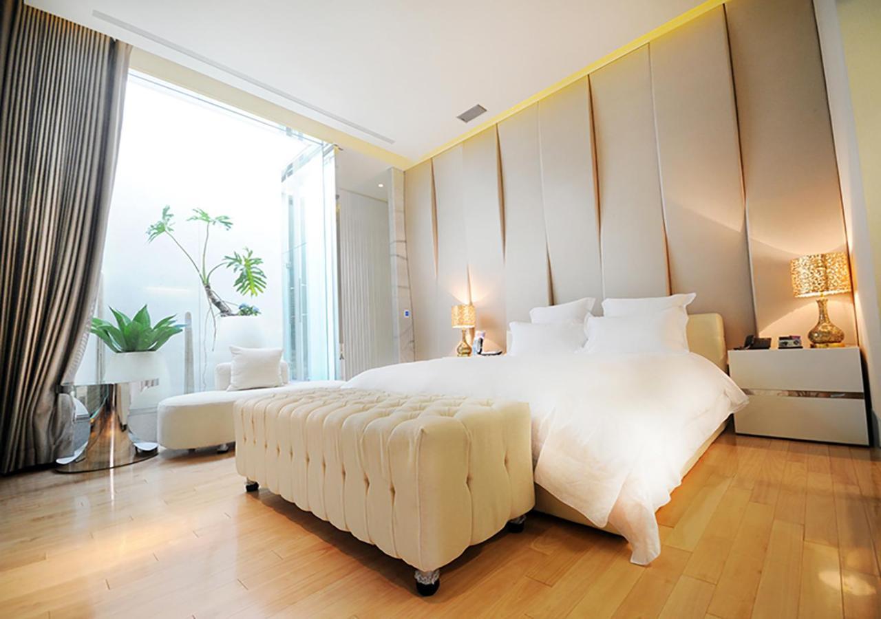 Royal Group Motel Ming Zu Branch Kaohsiung Exterior photo